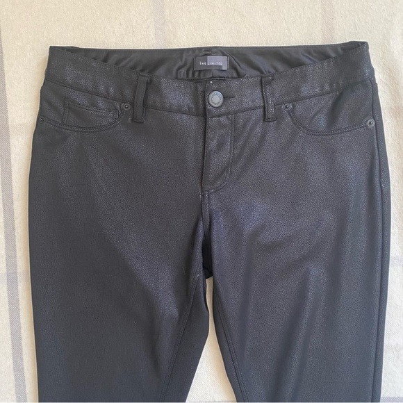 The Limited Black Faux Leather Skinny Jeggings Size 8 - Picture 3 of 14